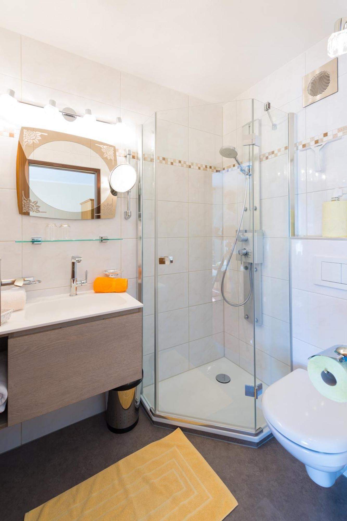 Haus Enzian Apartment Lermoos Bagian luar foto